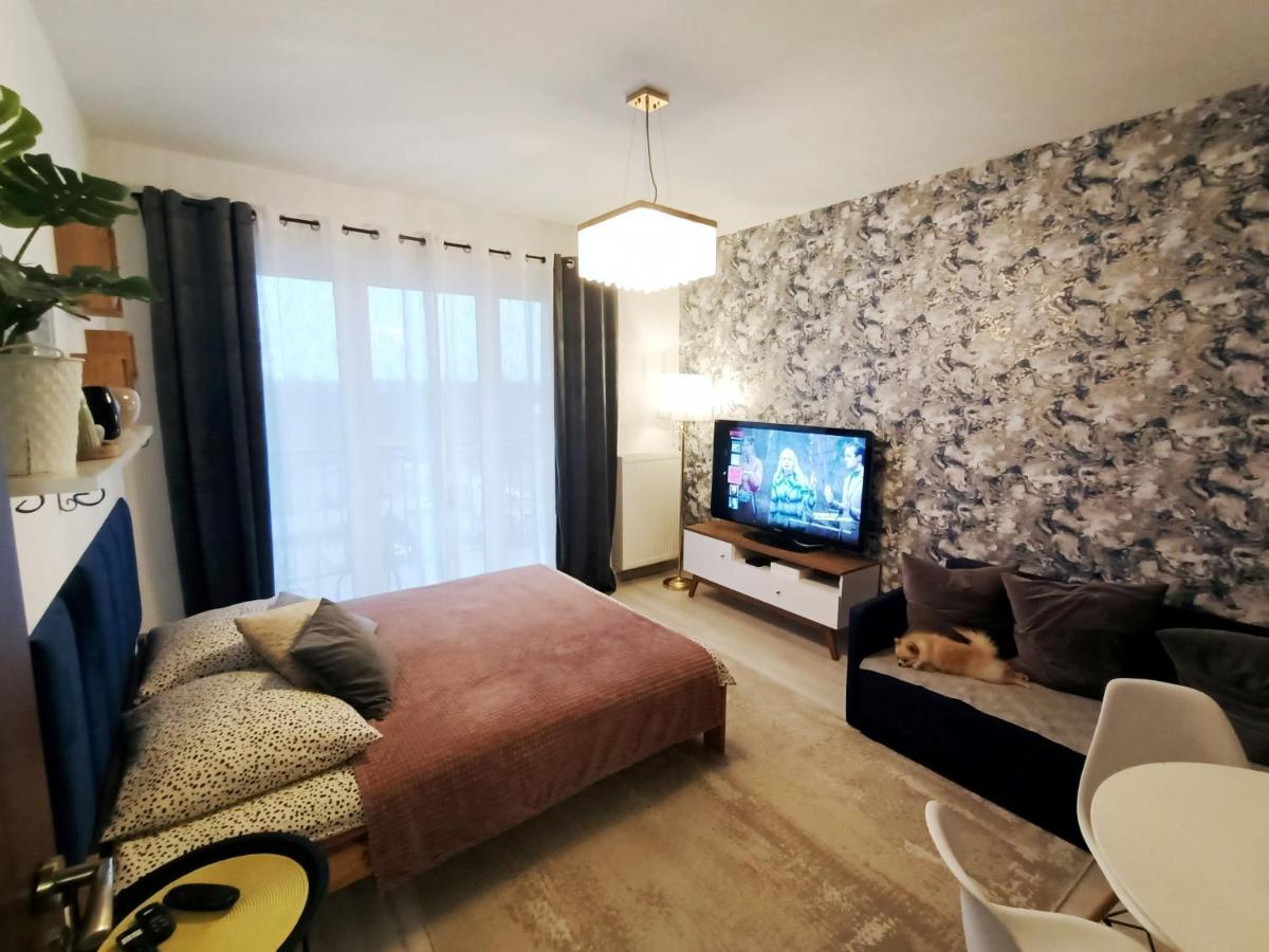2-Room Apartment Nowy Dwór Mazowiecki Extérieur photo